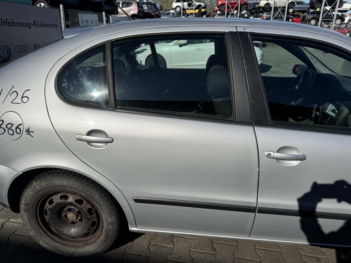 Seat Leon 1M original T&uuml;r hinten rechts LS7N Gris Artico Rohbau Bj.2000